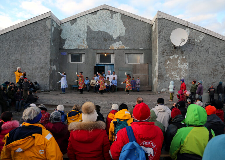 Performance in Russland